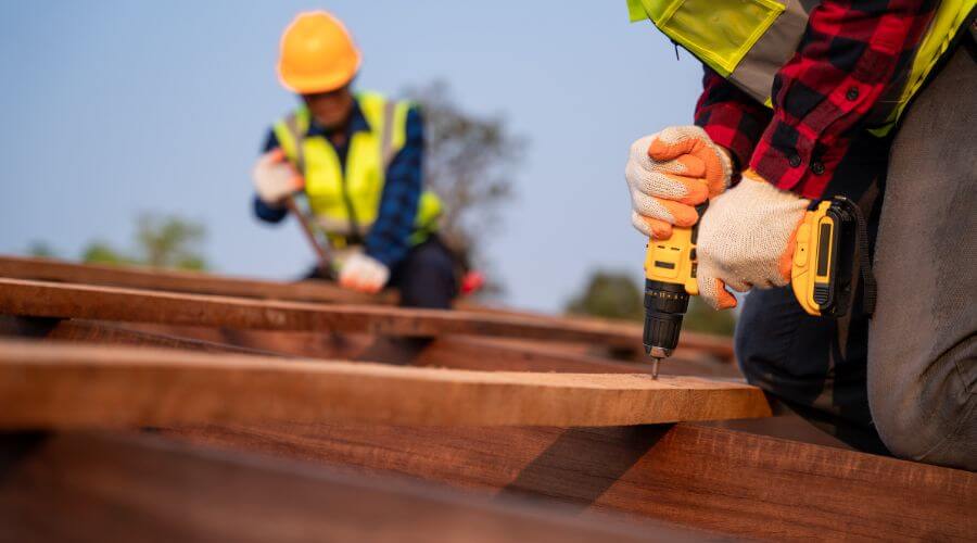 Expert Emergency Roof Repairs services in Marinette, WI